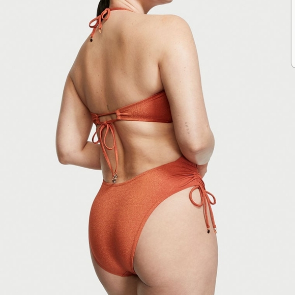 Cutout Multiway Halter One-Piece Swimsuit - Picture 3 of 6